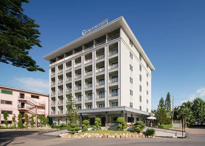 Golden Foyer Suvarnabhumi Airport Hotel